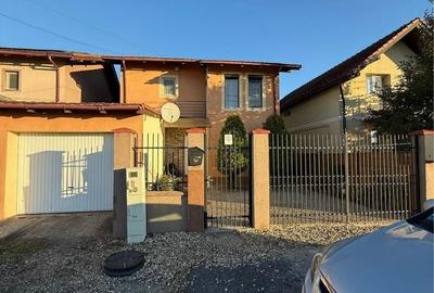 Casă cu 4 camere în Utvin