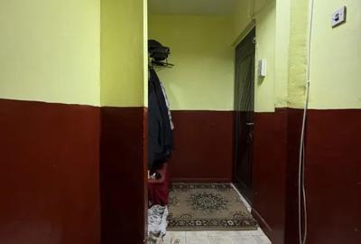 Apartament cu 2 camere semidecomandat în Dâmbovița