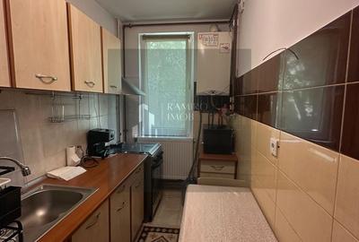 Garsonieră decomandată în Brâncoveanu