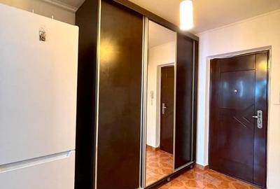 Apartament cu 2 camere decomandat, mobilat în Basarabia