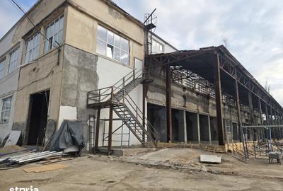 Spațiu comercial, de 360 mp, în Poiana