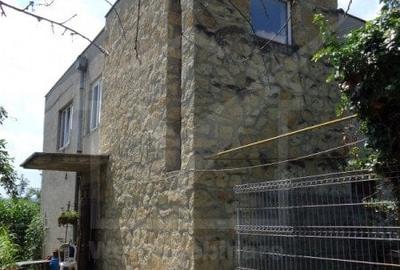 Casă individuală cu 4 camere cu Canalizare în Gruia - 2