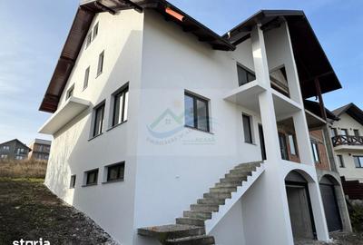 Casă cu 6 camere cu Teren 300 Mp în Central - 1