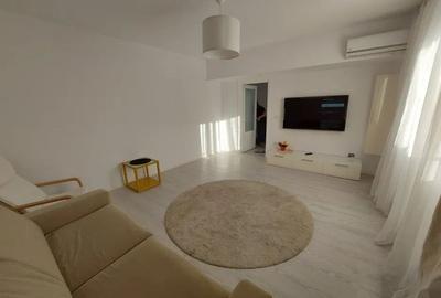 Apartament cu 2 camere decomandat, mobilat în Gara de Nord