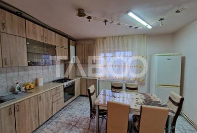 Apartament cu 3 camere decomandat, mobilat în Terezian - 2