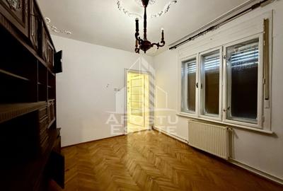 Apartament cu 2 camere nedecomandat, mobilat în Crișan - 7