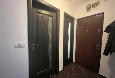 Apartament cu 3 camere decomandat în Spitalul Județean - 12
