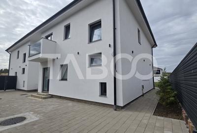 Duplex cu 4 camere cu Teren 475 Mp în Șelimbăr