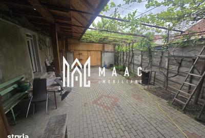 Casă cu 3 camere decomandat cu Teren 700 Mp în Central - 2