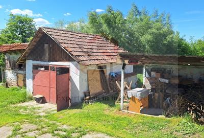 Casă individuală cu 4 camere cu Canalizare în Băiculești - 11