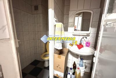 Spațiu comercial, de 50 mp, în Industrială - 6