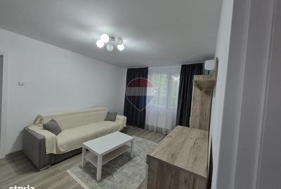 Apartament cu 3 camere semidecomandat în Sălaj