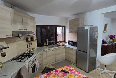 Casă individuală cu 5 camere cu Garaj în Petrești - 10