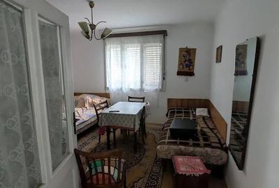 Casă cu 5 camere cu Teren 360 Mp în Central - 1