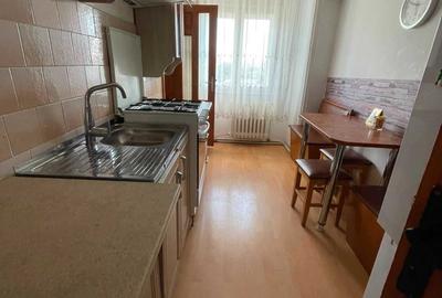 Apartament cu 3 camere decomandat în Obcini