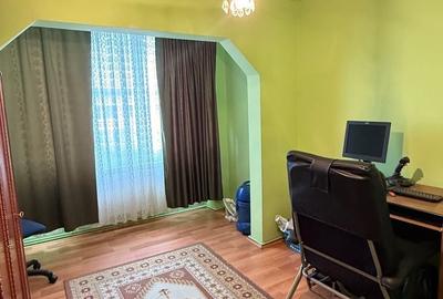 Apartament cu 3 camere în Ultracentral