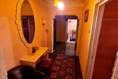 Apartament cu 3 camere decomandat, mobilat în Km 4-5 - 7