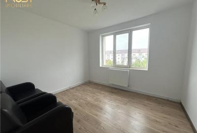 Apartament cu 3 camere decomandat în Decebal