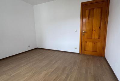 Apartament cu 4 camere în Central - 7