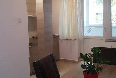 Apartament cu 2 camere decomandat în Central - 1