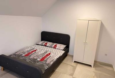 Casă cu 4 camere cu Teren 300 Mp în Ipotești