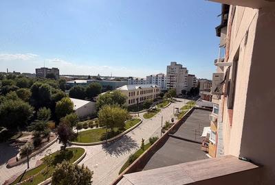 Apartament cu 2 camere decomandat în Ultracentral