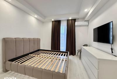 Apartament cu 3 camere decomandat în Ștefăneștii de Jos