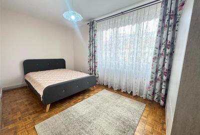 Apartament cu 4 camere decomandat, mobilat în Cedonia