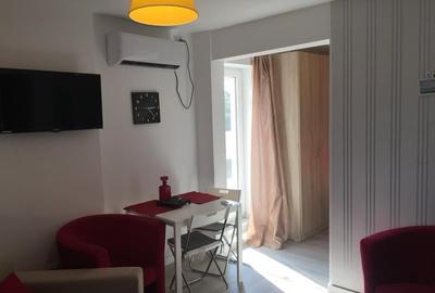 Apartament cu 4 camere decomandat în Gara de Nord
