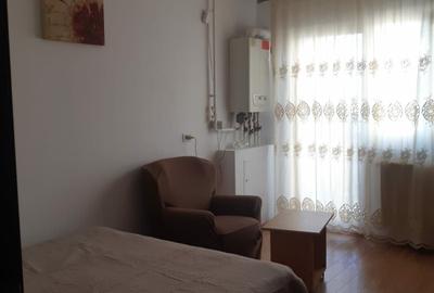 Apartament cu 2 camere decomandat în Roșu