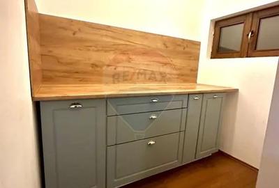 Apartament cu 2 camere decomandat în Central - 4
