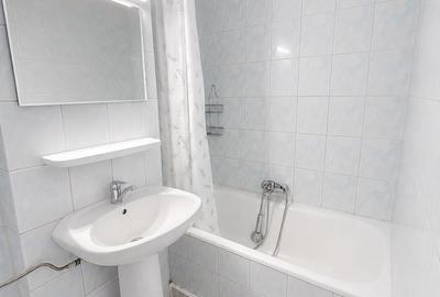 Garsonieră decomandată în Triaj - 12