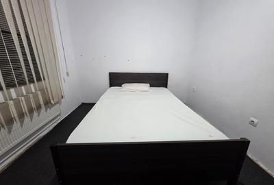 Apartament cu 4 camere decomandat în Dâmbovița - 3