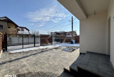 Casă cu 7 camere decomandat cu Teren 285 Mp în Central