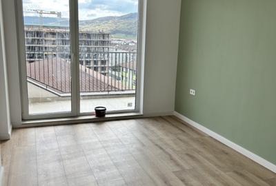 Apartament cu 3 camere semidecomandat, mobilat în Florești - 2