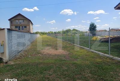 Teren de 1850 mp, în Central