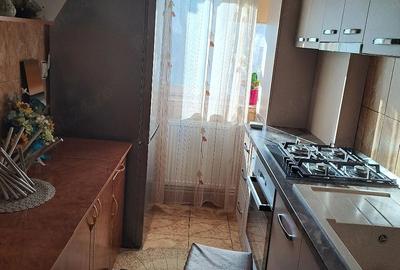 Apartament cu 2 camere semidecomandat în Exterior Vest