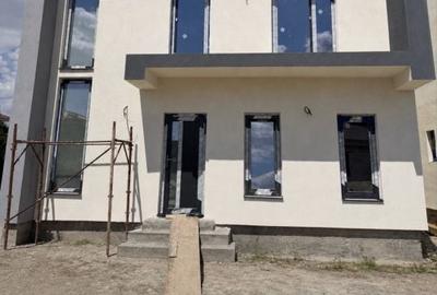 Casă cu 4 camere în Popoveni - 2