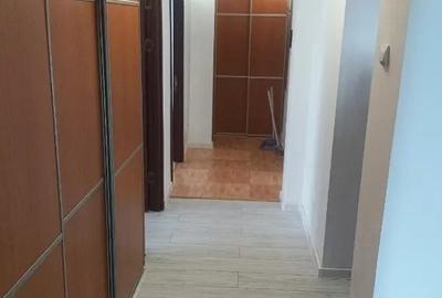 Apartament cu 3 camere decomandat în Pantelimon - 9