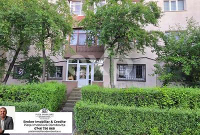 Apartament cu 3 camere decomandat, mobilat în Micro 11 - 1
