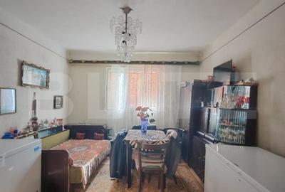 Casă cu 3 camere cu Teren 1033 Mp în Central - 2