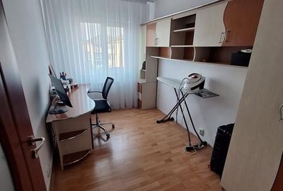 Apartament cu 3 camere decomandat în Central - 5