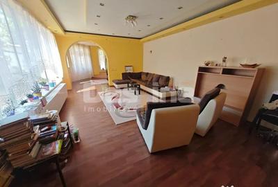 Casă cu 7 camere cu Teren 400 Mp în Nord