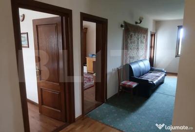 Casă cu 7 camere cu Teren 1700 Mp în Central - 9