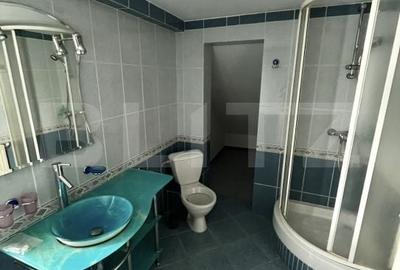 Apartament cu 3 camere în Calea Moldovei - 1