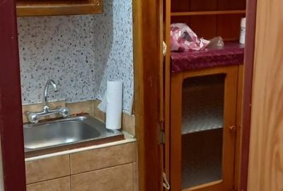 Garsonieră decomandată în Florilor
