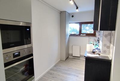 Apartament cu 2 camere decomandat în Cornișa - 5