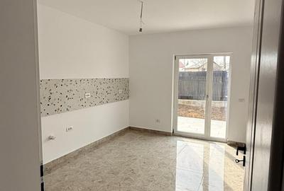 Casă individuală cu 4 camere cu Canalizare în Miroslava