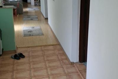 Casă cu 4 camere în Mofleni - 2