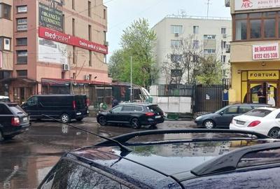 Teren de 250 mp, în Titan